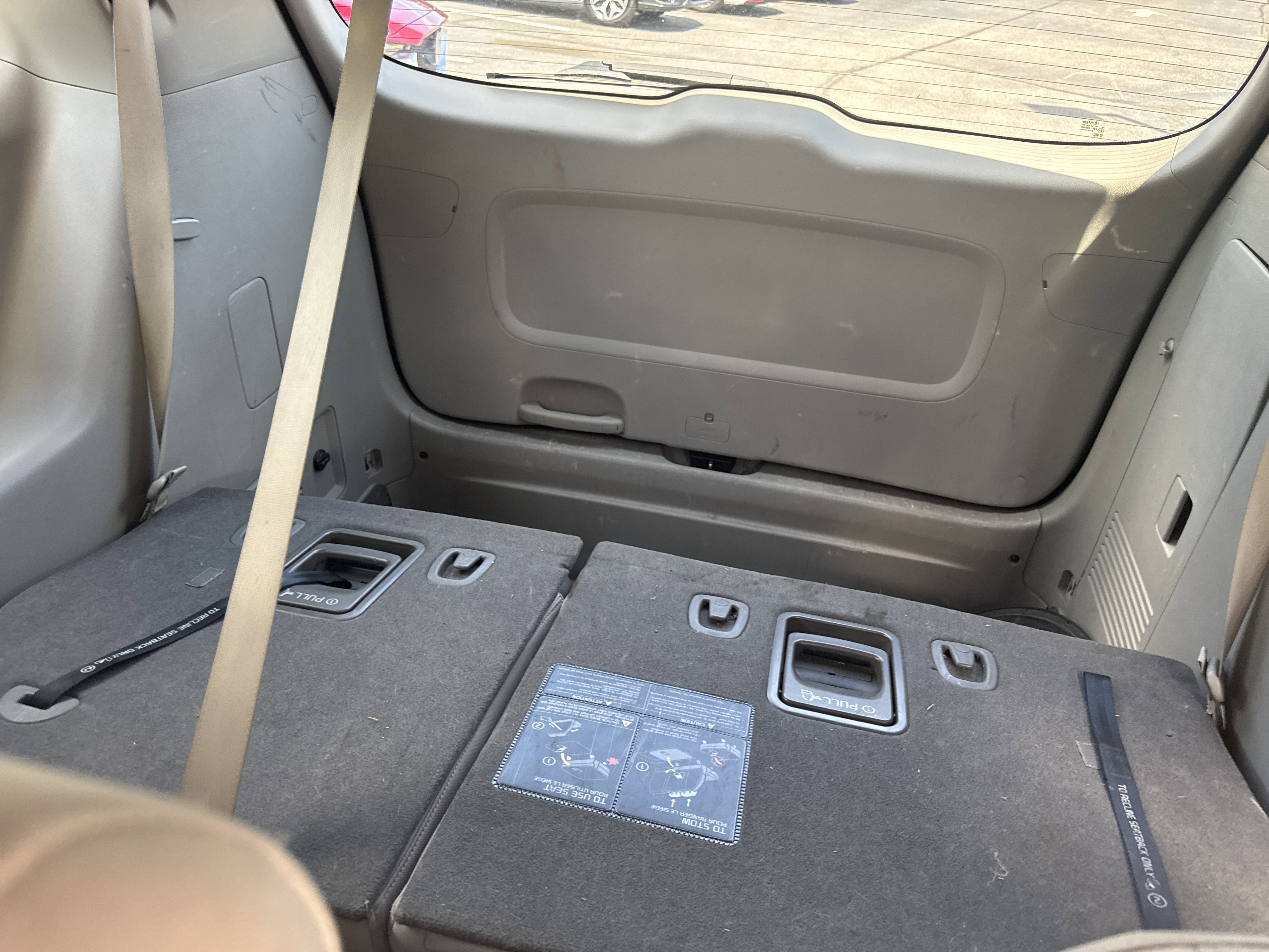 Used 2016 Kia Sedona LX w/ Option Group 020 FWD image 15