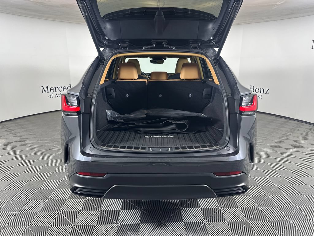 Used 2026 Lexus NX 350h AWD w/ Accessory Package (2T) image 18