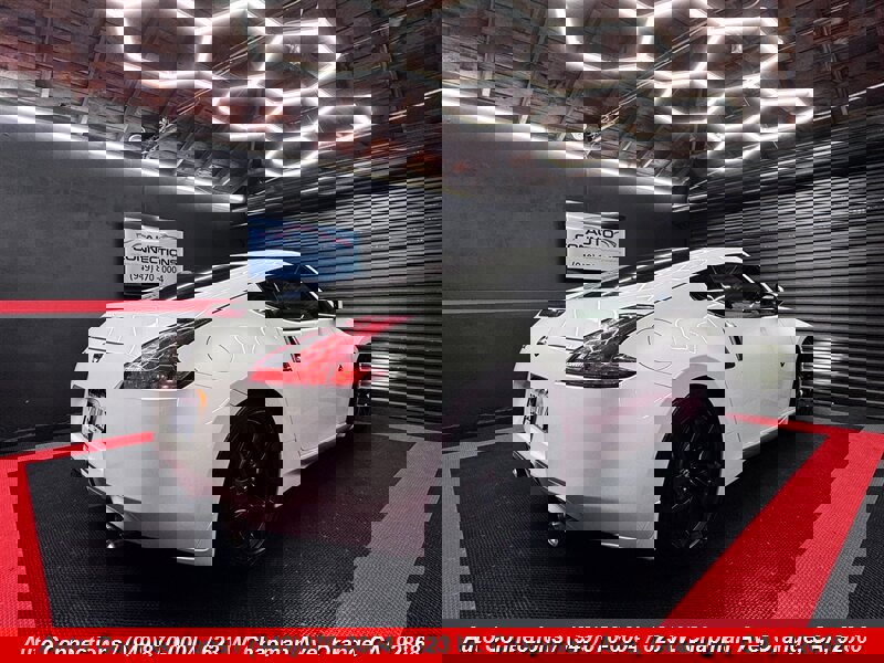 Used 2017 Nissan 370Z Coupe image 3