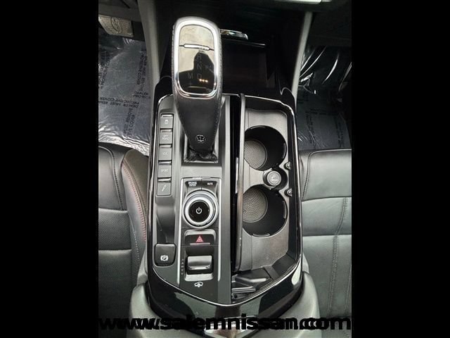 Used 2024 Maserati Levante GT Ultima AWD/4WD image 6