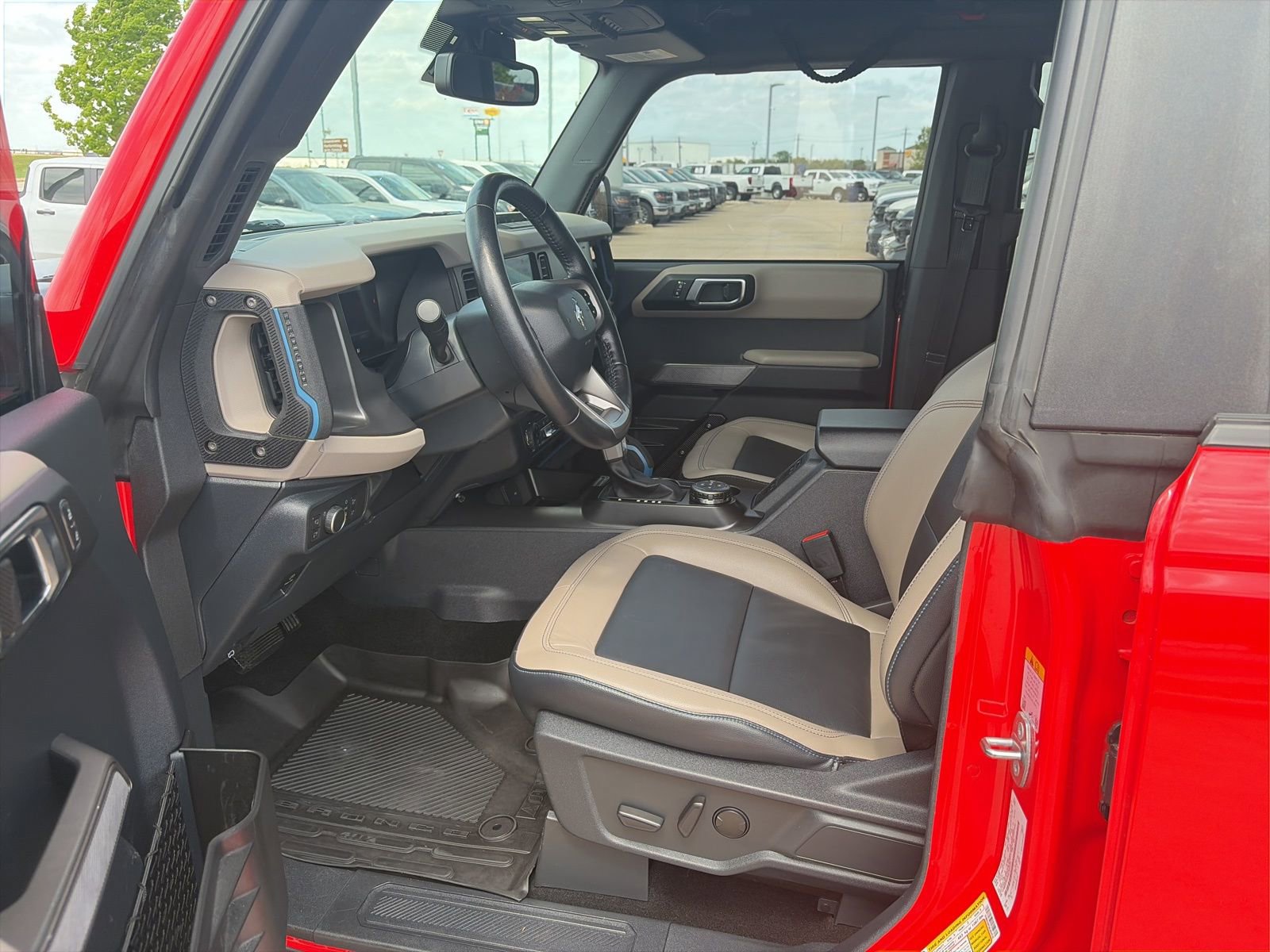 Used 2022 Ford Bronco Wildtrak image 12