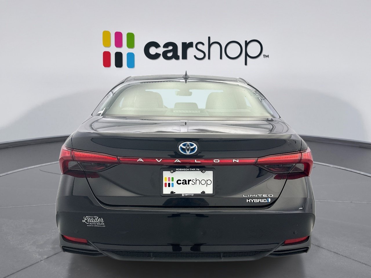 Used 2021 Toyota Avalon Limited w/ Advanced Safety Package FWD image 4