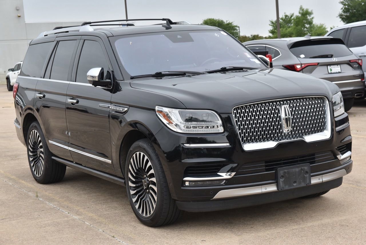 Used 2019 Lincoln Navigator Black Label w/ Cargo Package AWD/4WD image 4