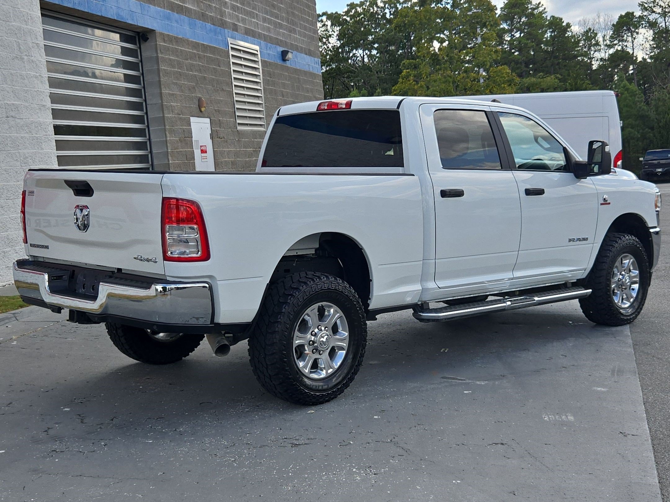 Used 2024 RAM 2500 Big Horn w/ Off Road Package AWD/4WD image 7