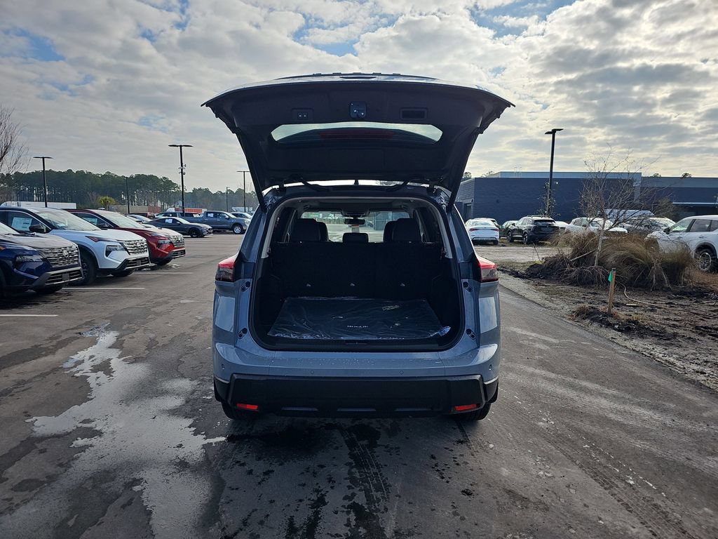 New 2026 Nissan Rogue Dark Armor FWD image 16
