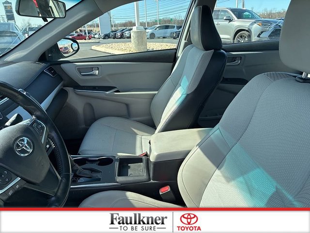Certified 2016 Toyota Camry SE image 22