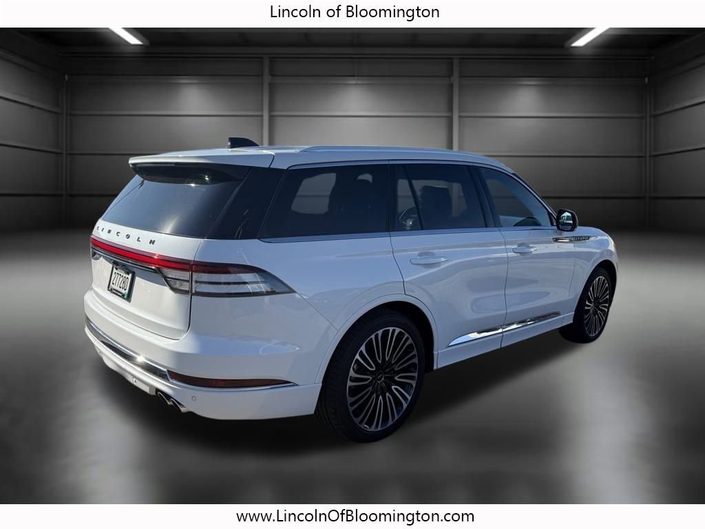 New 2025 Lincoln Aviator Black Label image 6