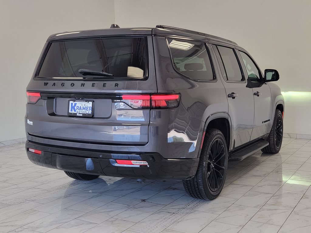 Used 2022 Jeep Wagoneer Series II w/ Premium Group I RWD image 5