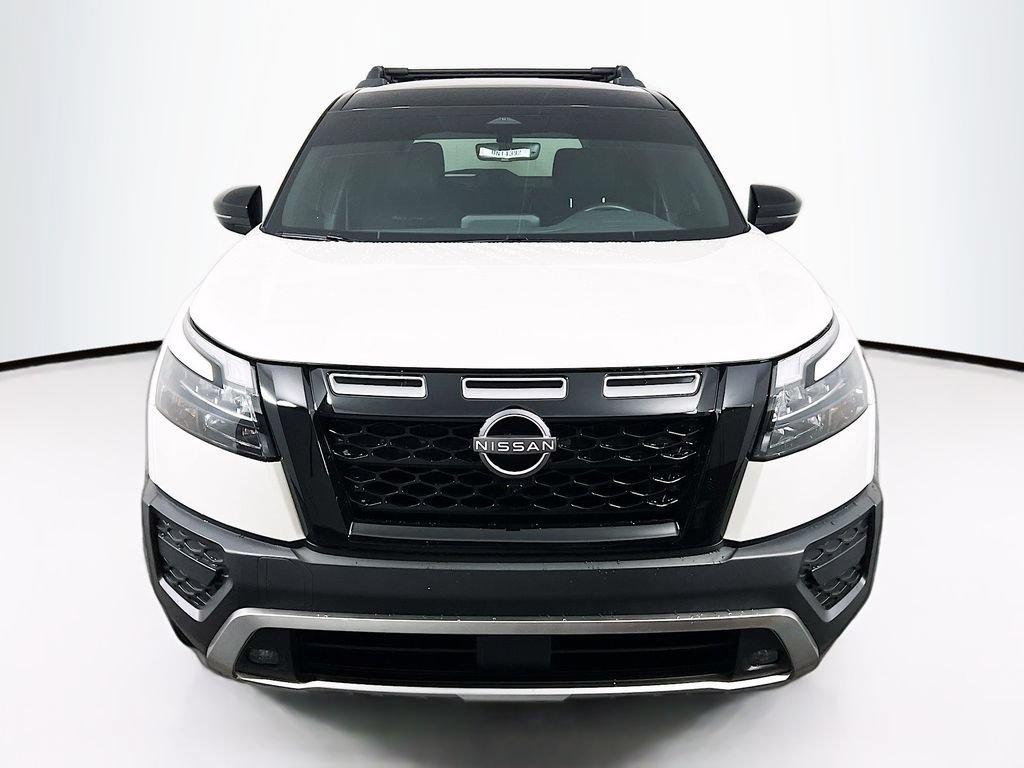 Used 2023 Nissan Pathfinder Rock Creek AWD/4WD image 2