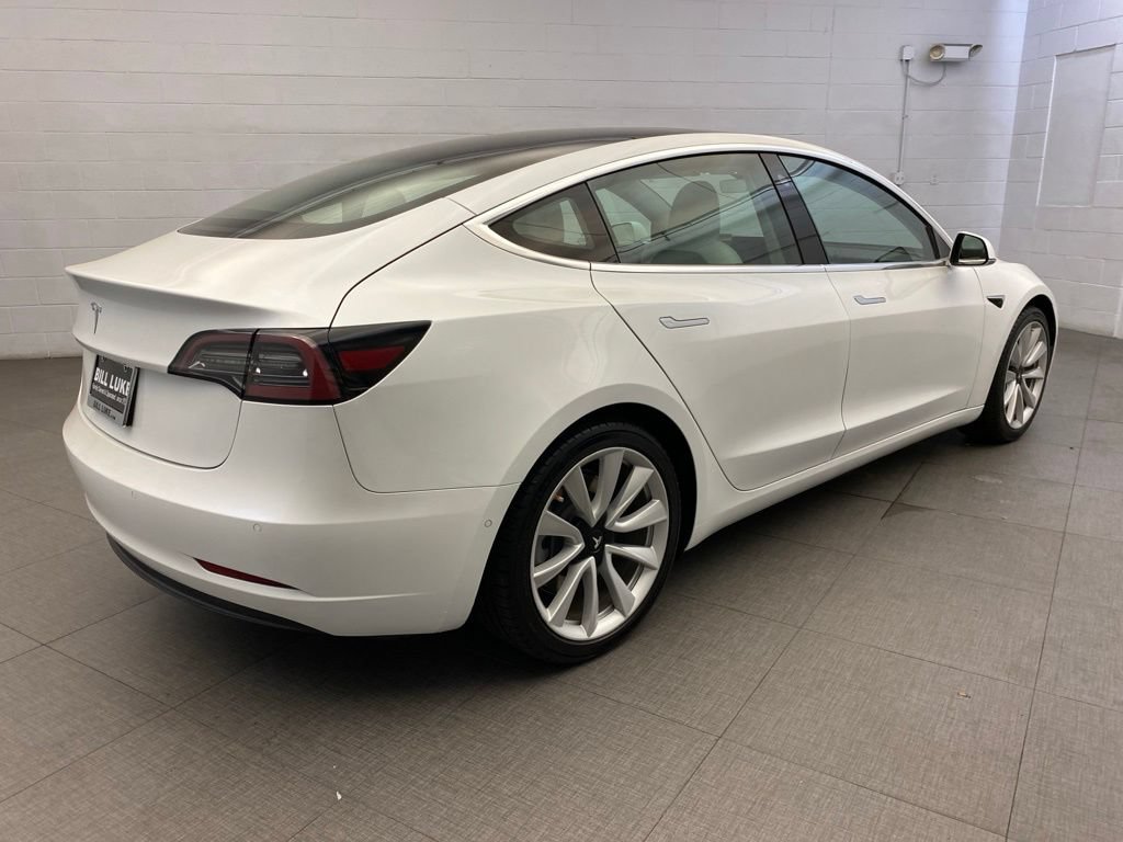 Used 2020 Tesla Model 3 Standard Range Plus RWD image 5