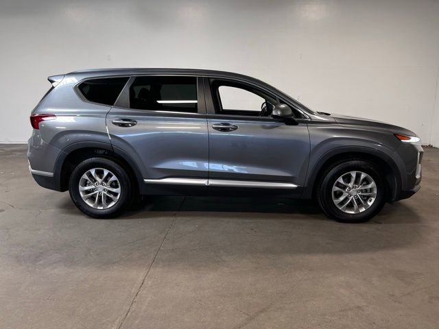 Used 2019 Hyundai Santa Fe SE FWD image 2