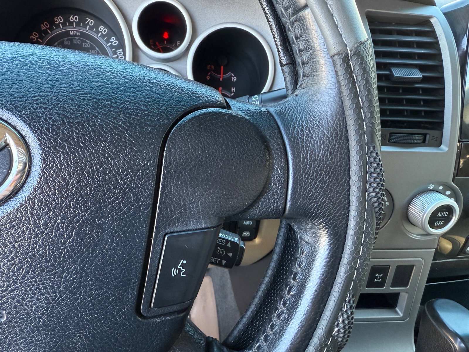 Used 2012 Toyota Sequoia SR5 w/ Premium Pkg image 44