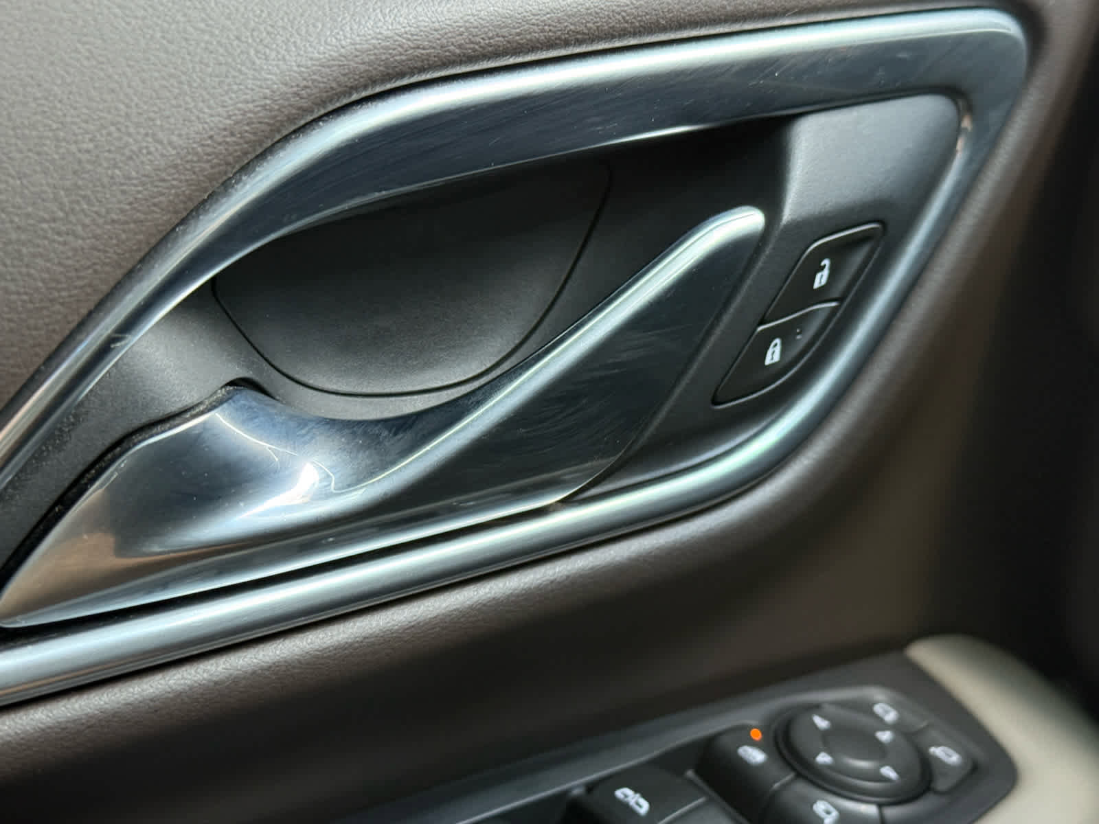 Used 2021 Chevrolet Tahoe Z71 w/ Z71 Signature Package image 24