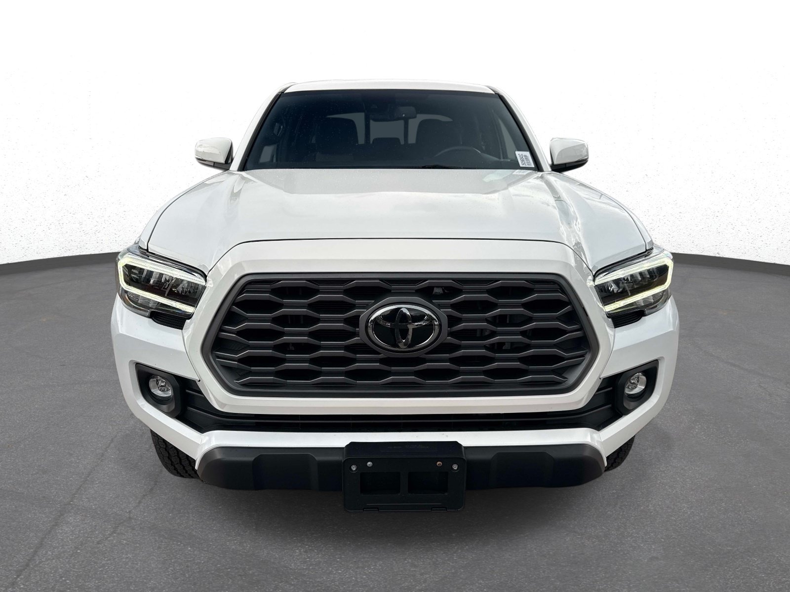 Used 2022 Toyota Tacoma TRD Off-Road w/ Technology Package AWD/4WD image 8