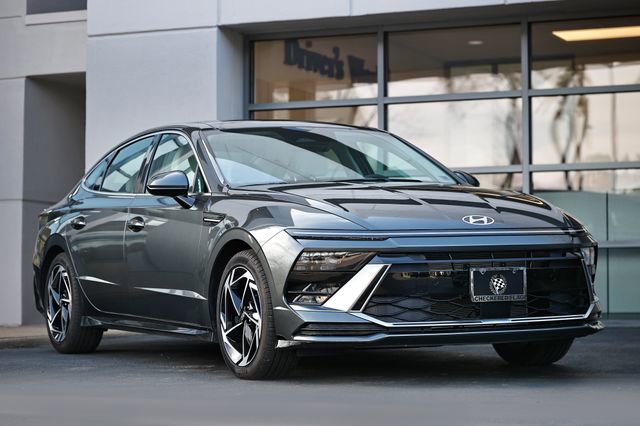 Used 2024 Hyundai Sonata SEL w/ Convenience Package image 1