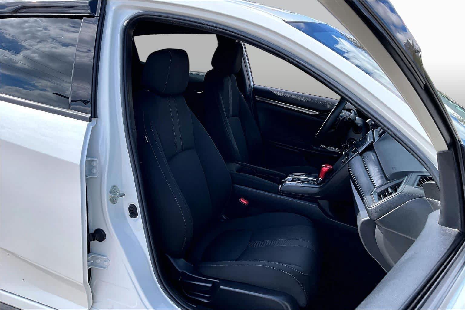 Used 2019 Honda Civic Sport image 8