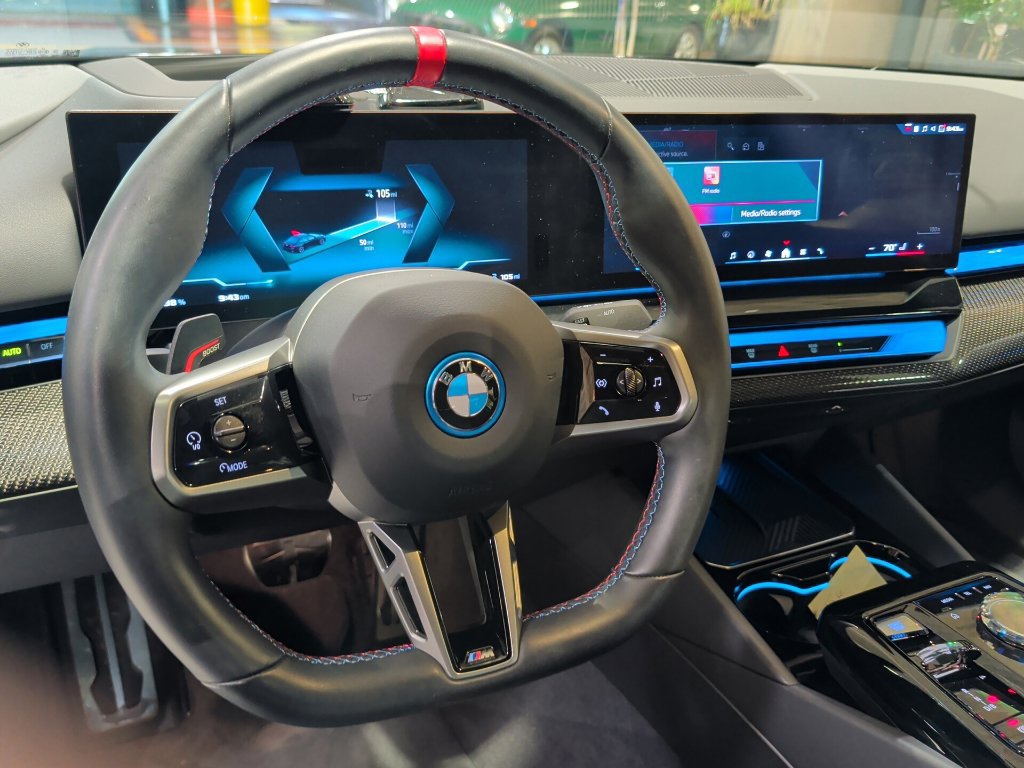 Certified 2024 BMW i5 M60 w/ Executive Package AWD/4WD image 5