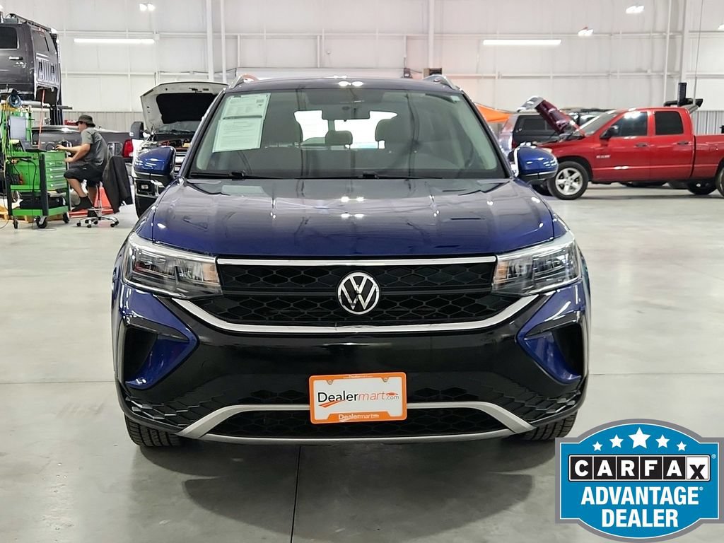 Used 2022 Volkswagen Taos SE FWD image 11