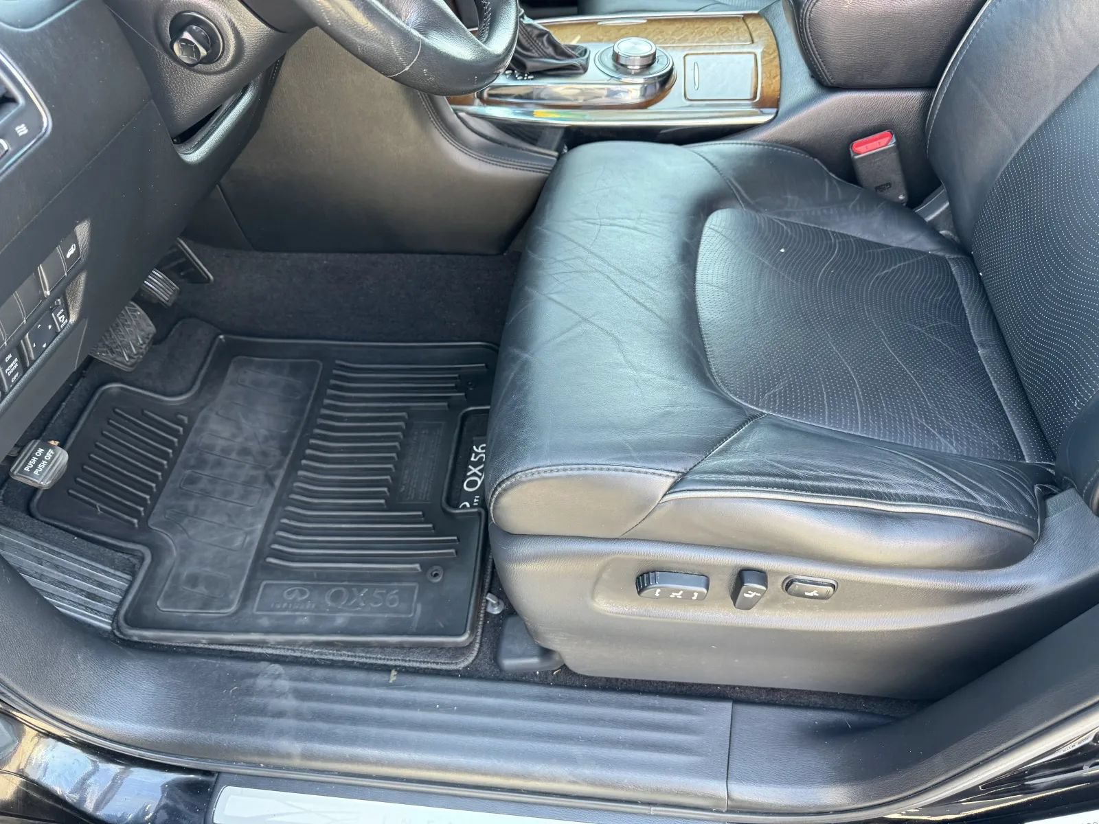 Used 2012 INFINITI QX56 4WD w/ Theater Pkg image 19