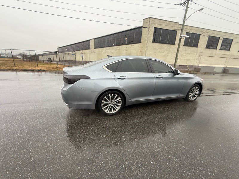 Used 2015 Hyundai Genesis 3.8 image 10