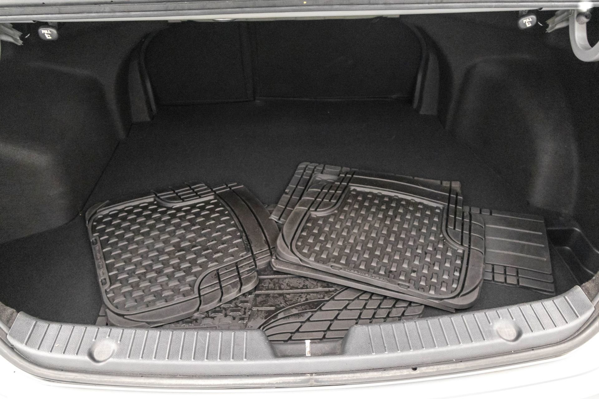 Used 2014 Hyundai Sonata Limited w/ Technology Package 05 image 33