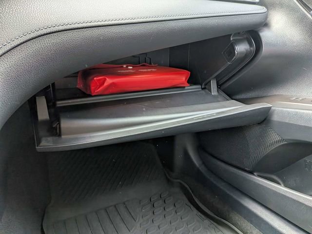 Used 2021 Toyota Camry SE FWD image 22