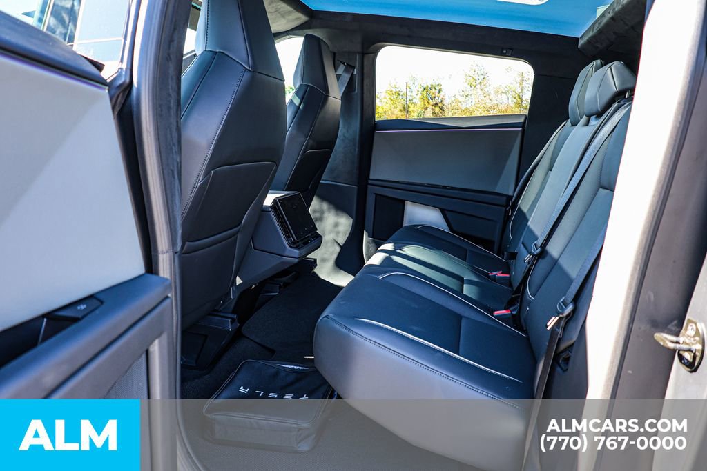 Used 2024 Tesla Cybertruck AWD Crew Cab image 19