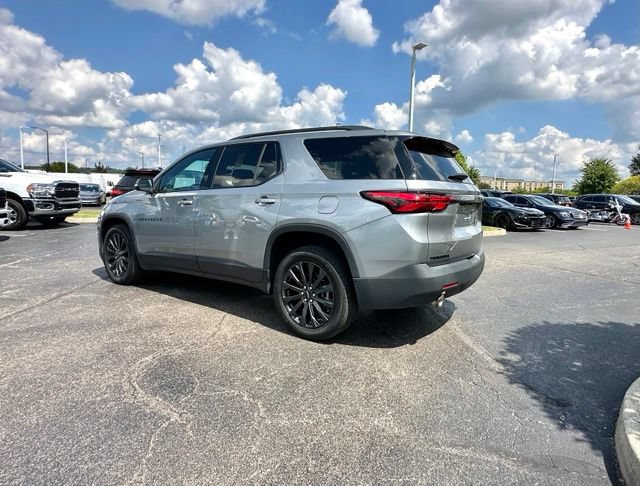Used 2023 Chevrolet Traverse RS FWD image 10