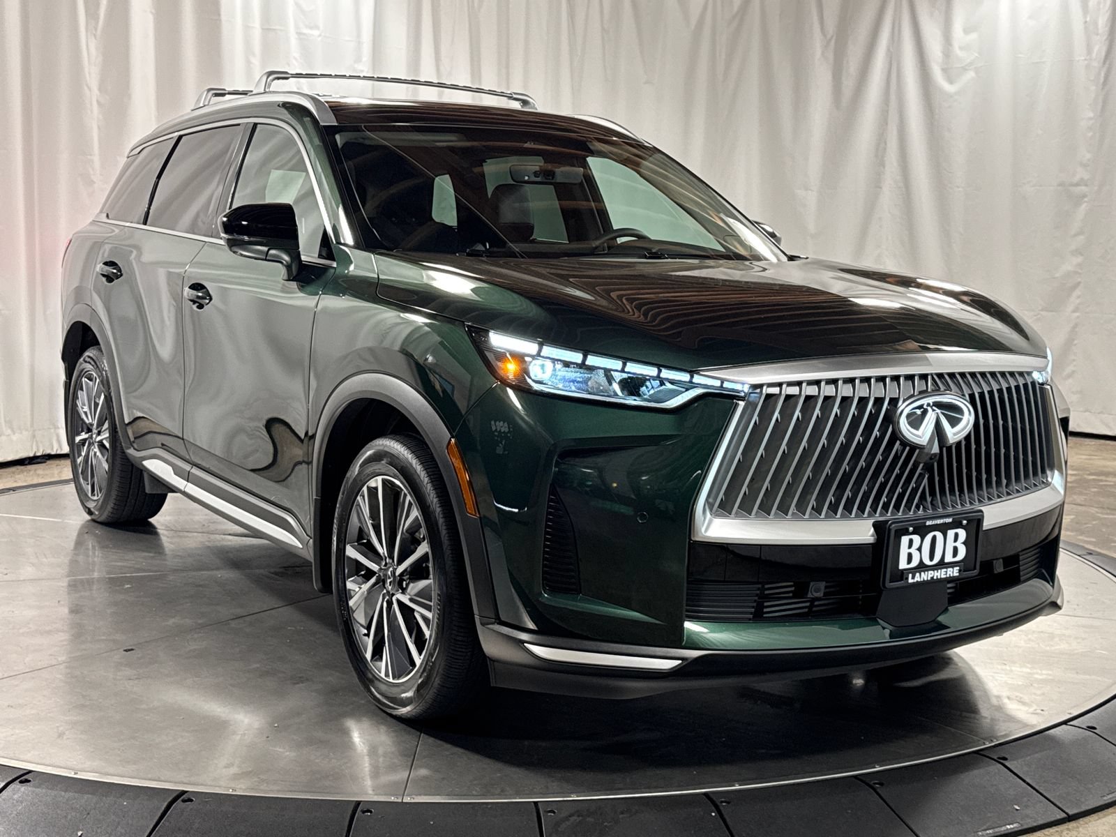 Certified 2026 INFINITI QX60 Luxe w/ Family Package AWD/4WD image 14