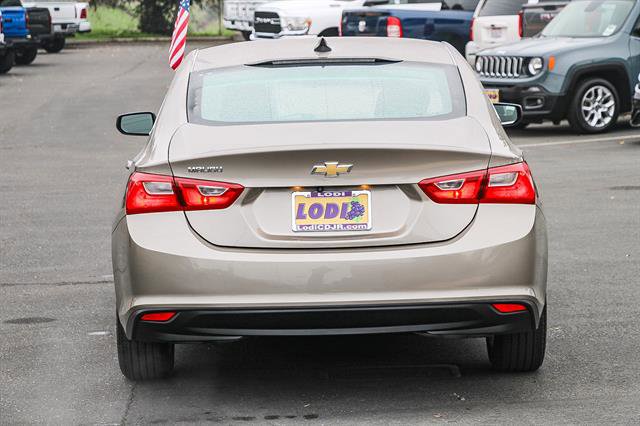 Used 2023 Chevrolet Malibu LS image 3