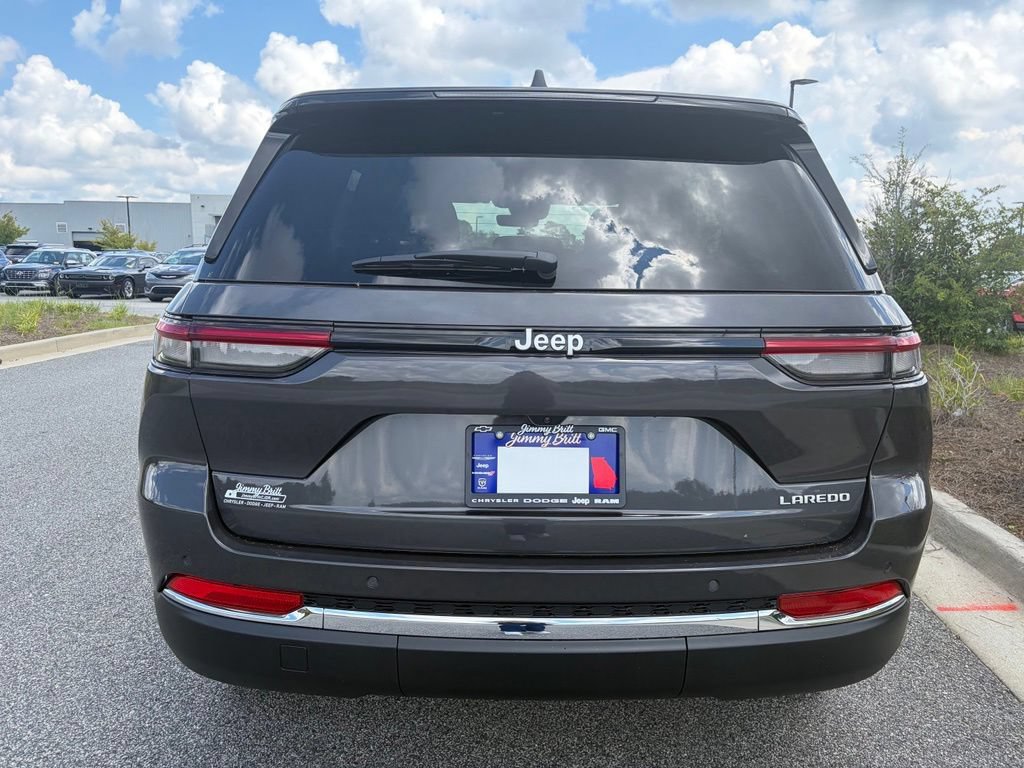 New 2026 Jeep Grand Cherokee Laredo RWD image 15