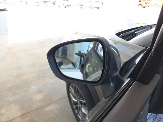 Used 2021 Nissan Rogue S AWD/4WD image 36