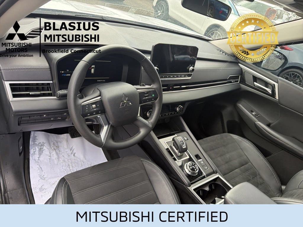 Used 2023 Mitsubishi Outlander 4WD Plug-In Hybrid image 21