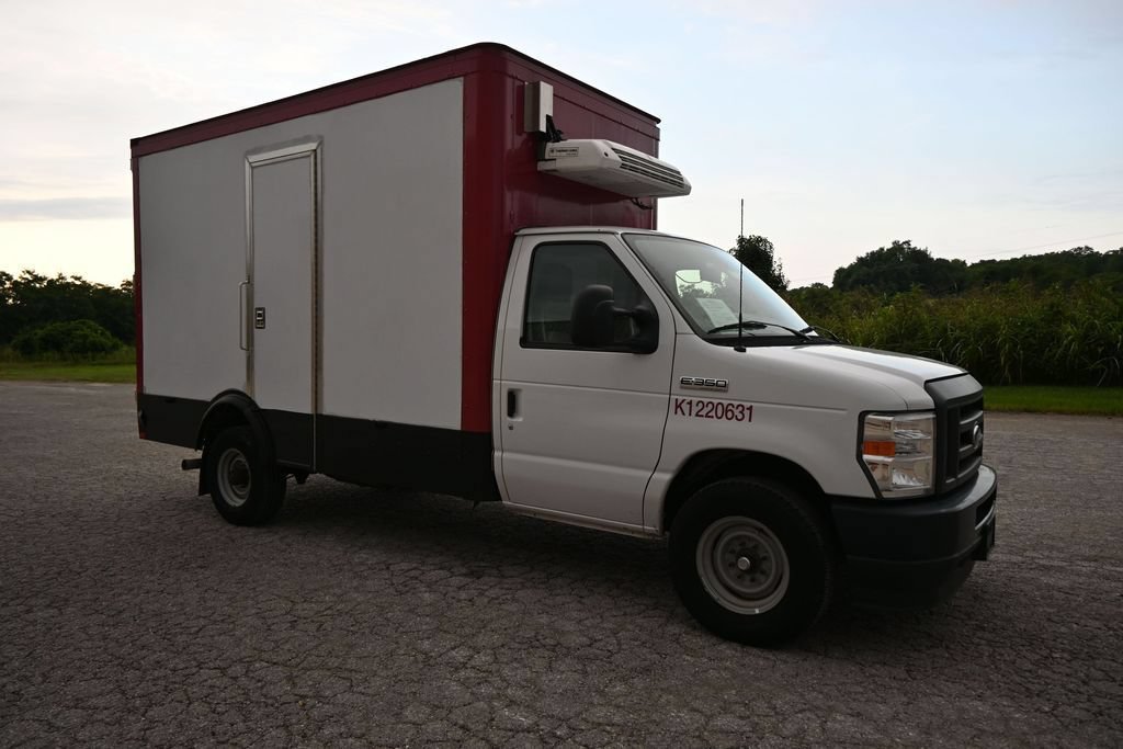 Used 2023 Ford E-350 and Econoline 350 Super Duty w/ Power Windows & Locks Group RWD image 7