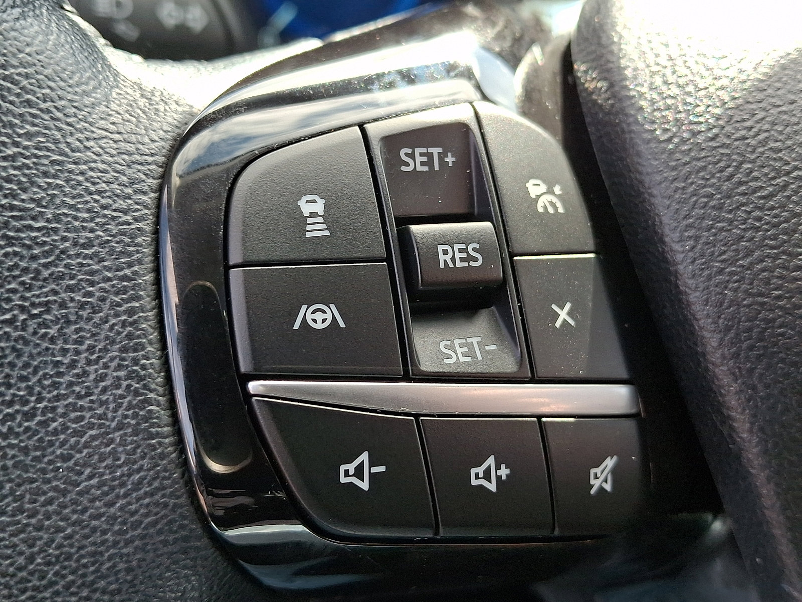 Certified 2021 Ford Escape SEL w/ Technology Package image 33