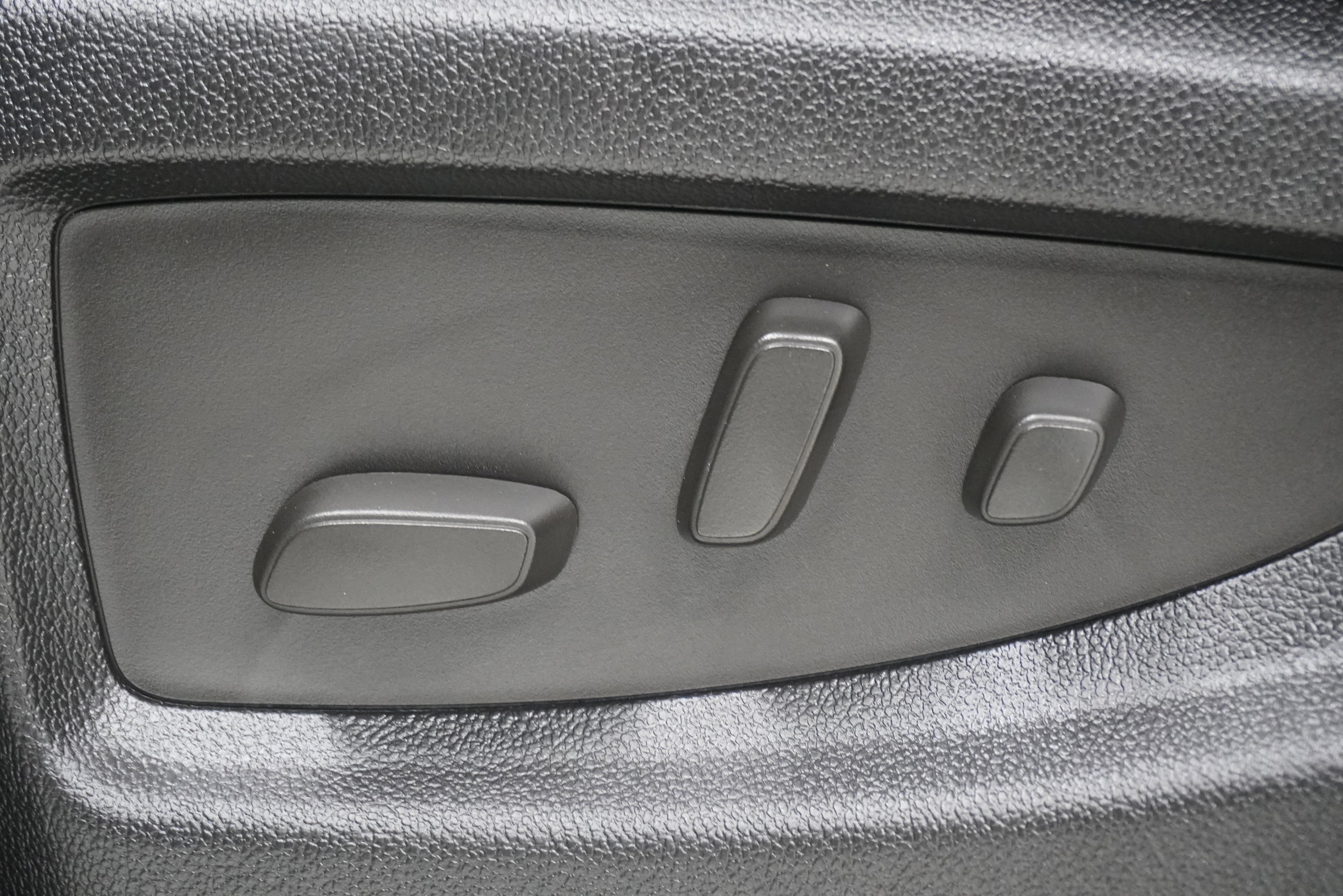 Used 2015 Chevrolet Silverado 3500 LTZ w/ Duramax Plus Package image 14