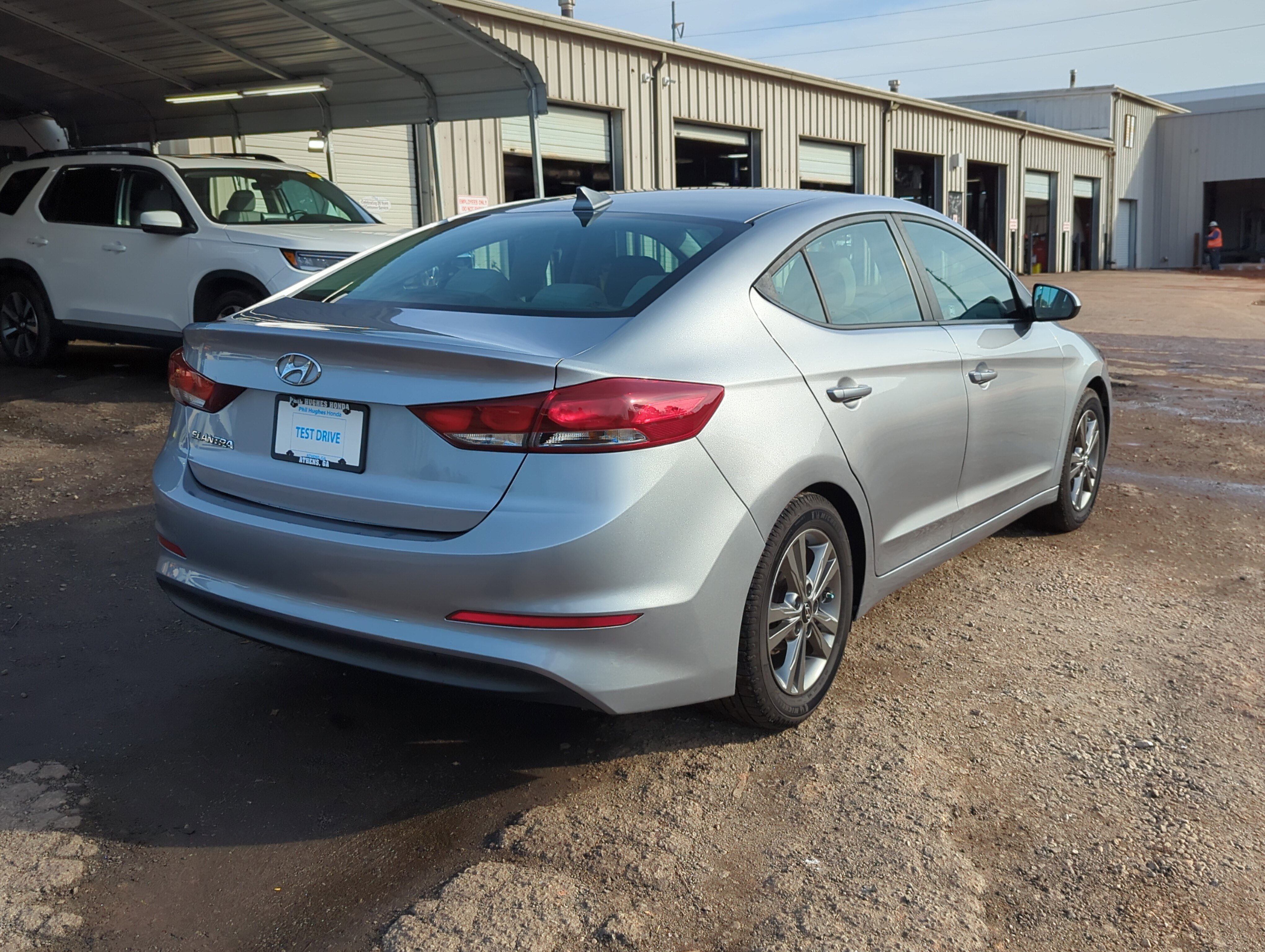 Used 2017 Hyundai Elantra SE image 4