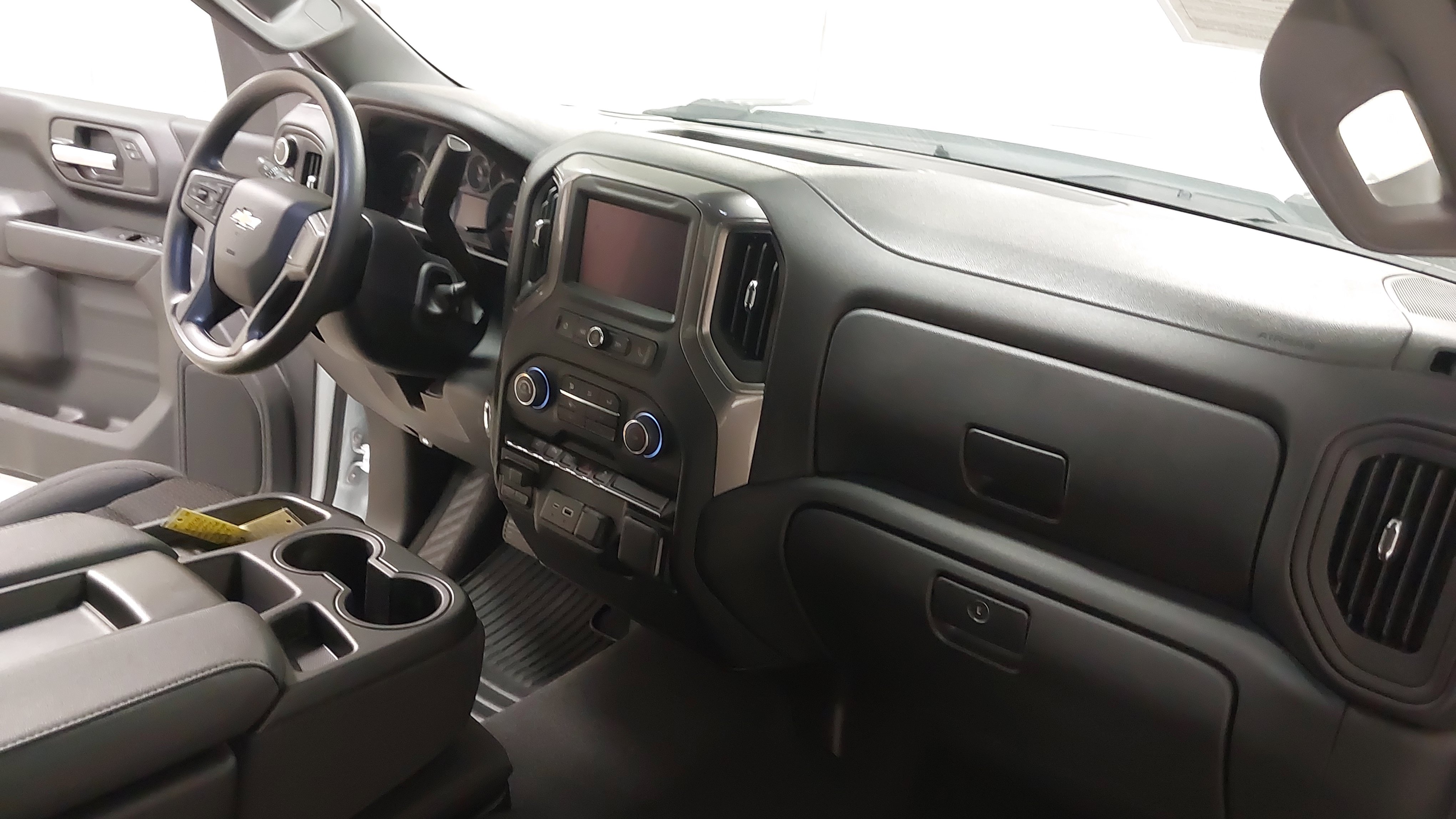 Used 2026 Chevrolet Silverado 2500 W/T w/ WT/CX Safety Package AWD/4WD image 29