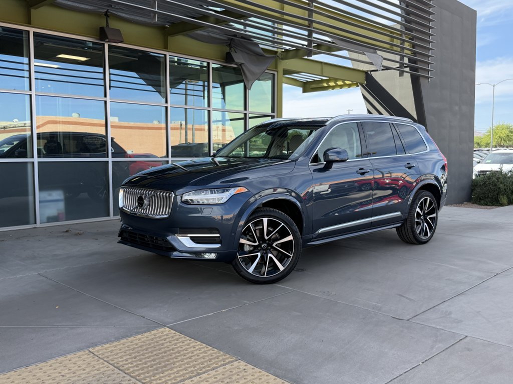 Used 2023 Volvo XC90 B6 Plus