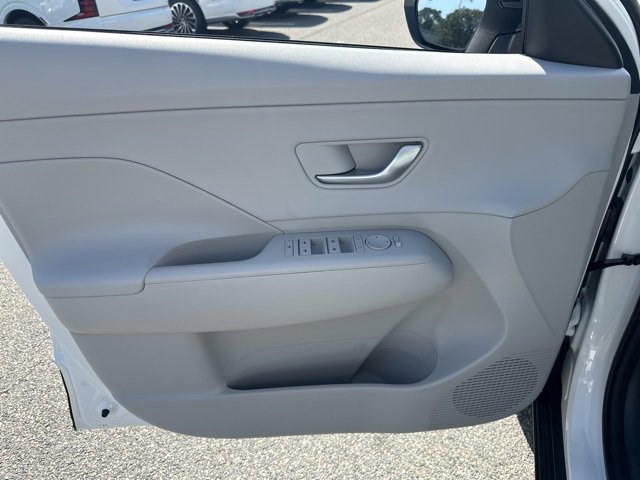 New 2026 Hyundai Kona SEL Premium image 13