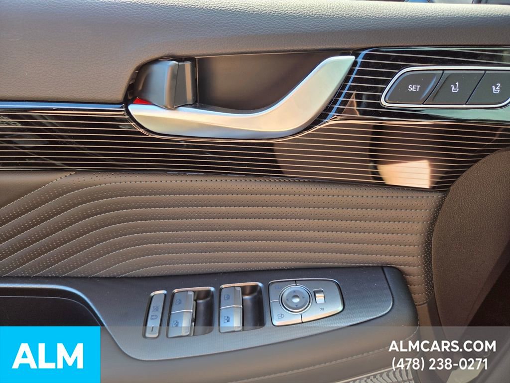 Used 2025 Hyundai Palisade Calligraphy image 31