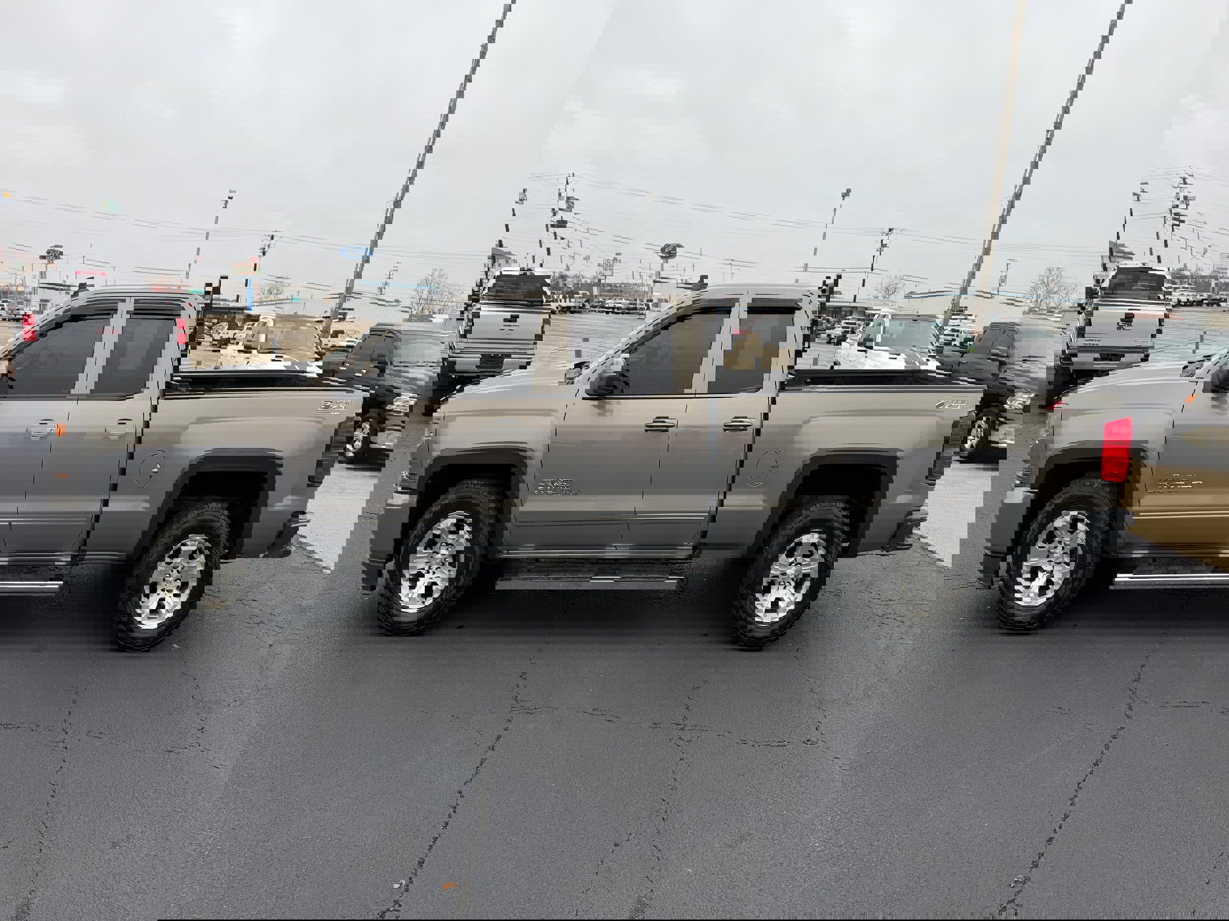 Used 2017 Chevrolet Silverado 1500 LT image 7