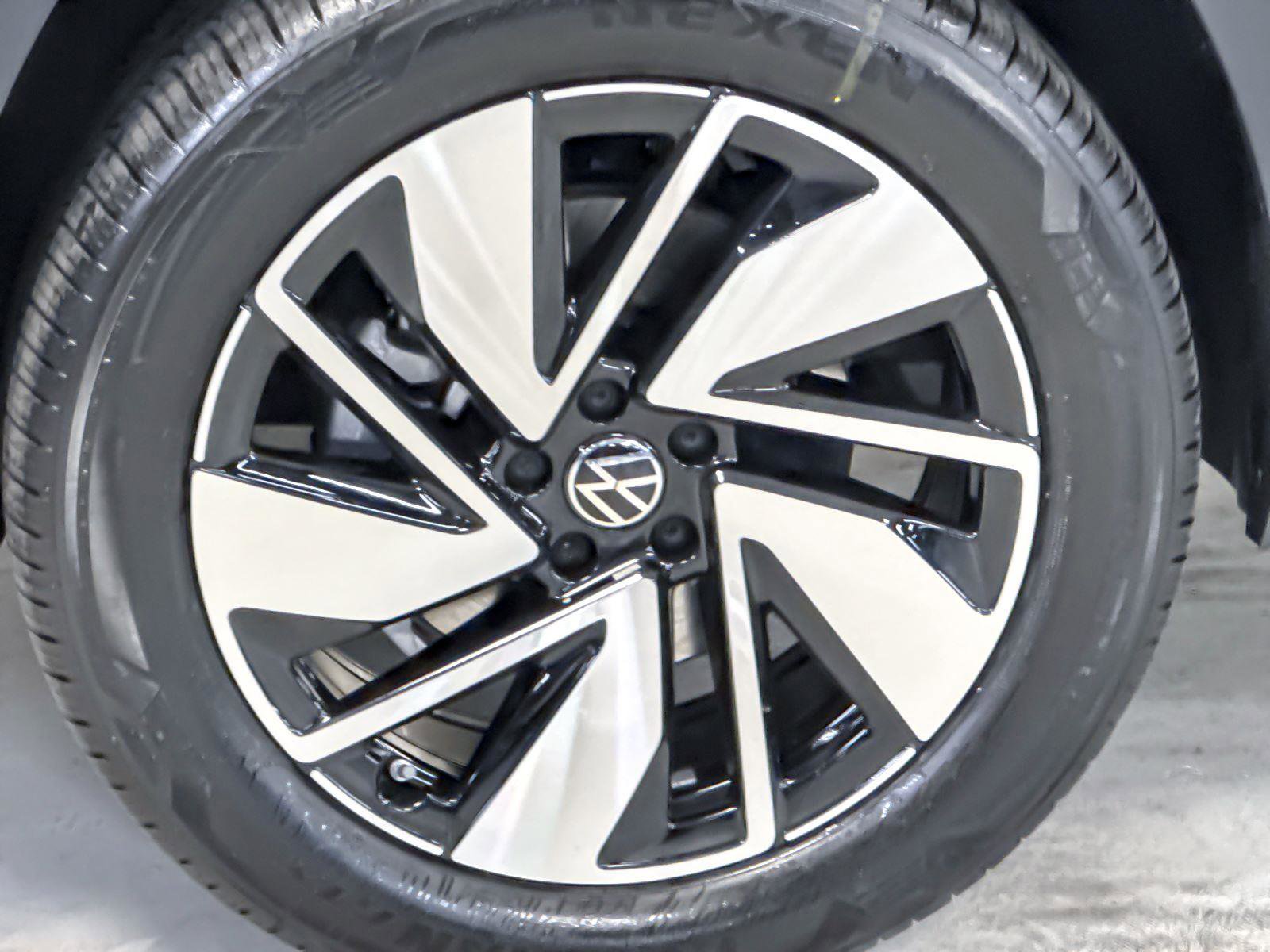 New 2026 Volkswagen Atlas SEL AWD/4WD image 26