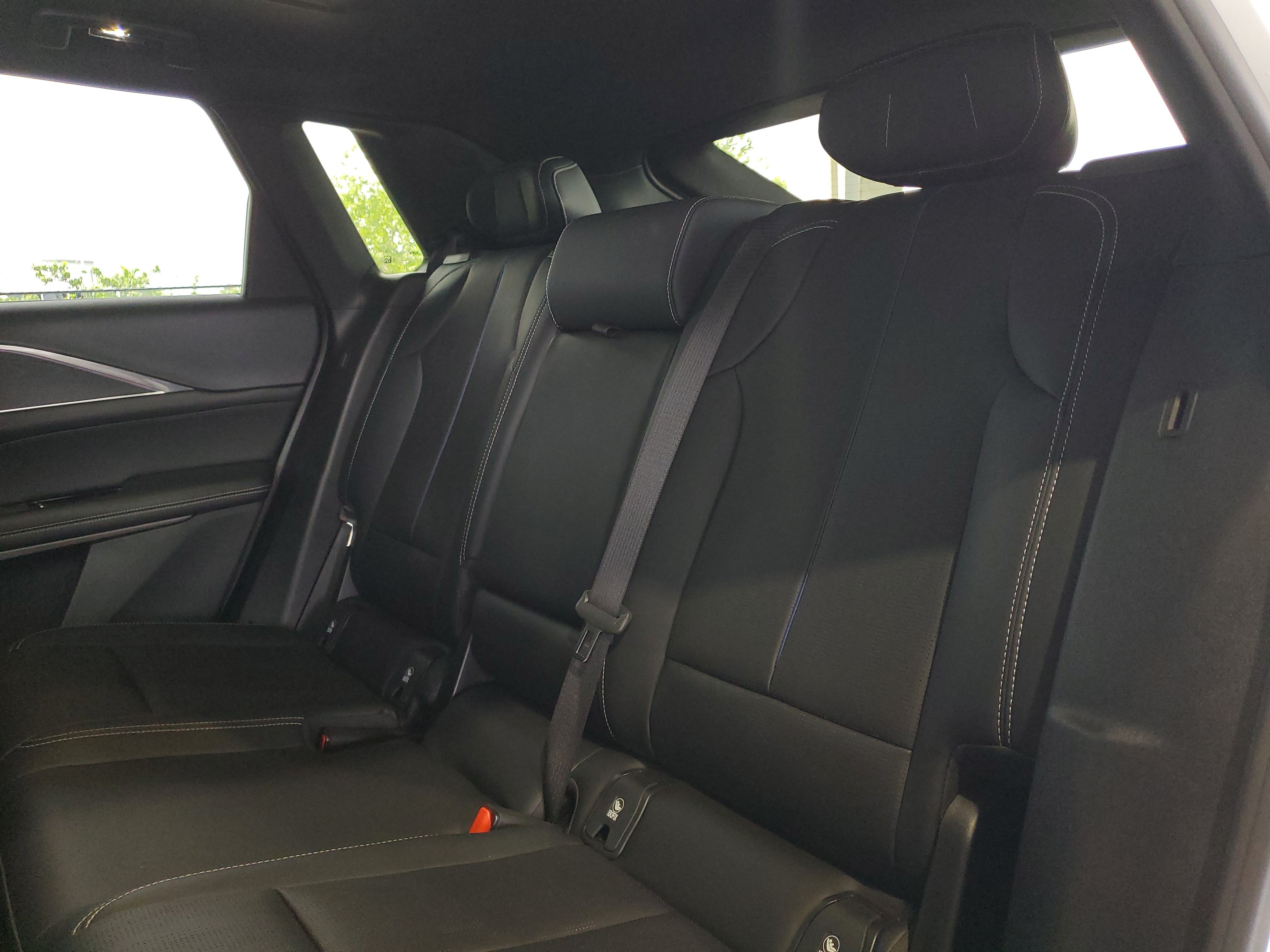 Used 2024 Cadillac Lyriq Luxury image 8