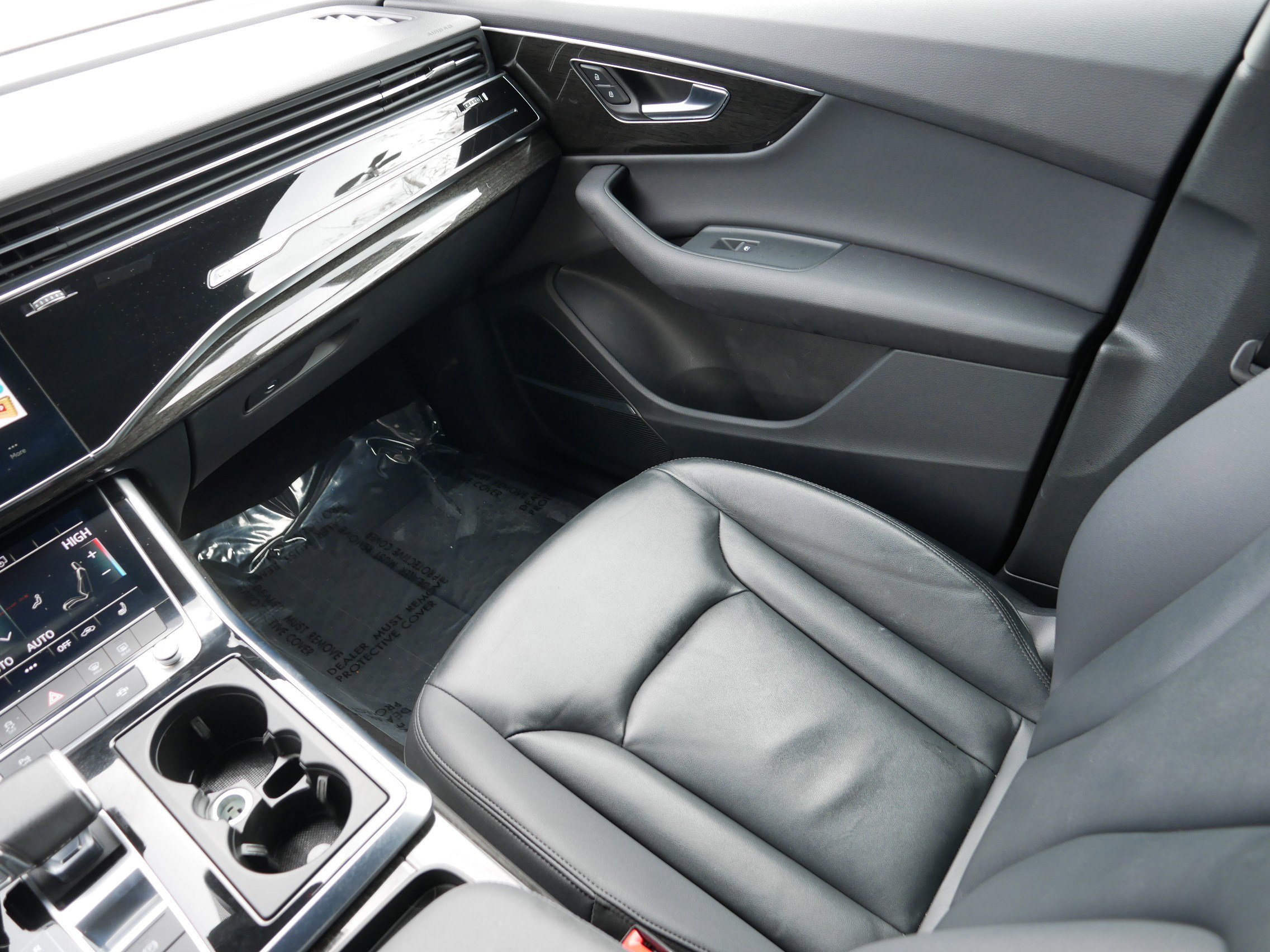 Used 2022 Audi Q7 Premium Plus w/ Premium Plus Package image 11