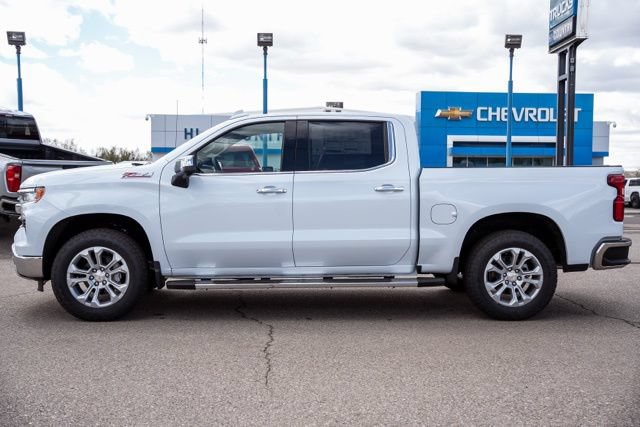 New 2026 Chevrolet Silverado 1500 LTZ w/ Technology Package AWD/4WD image 8
