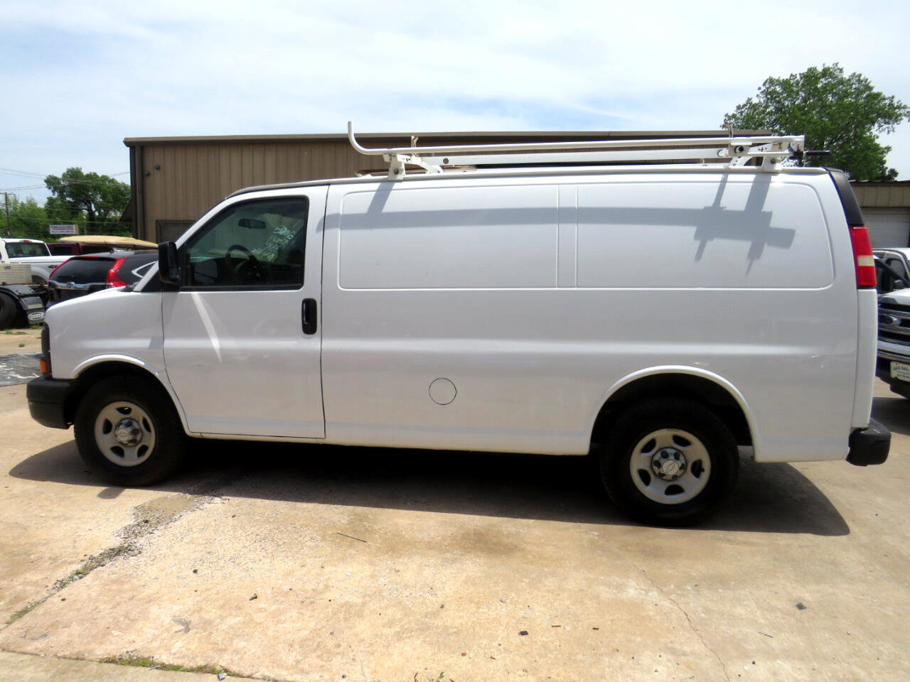 Used 2008 Chevrolet Express 1500 image 6