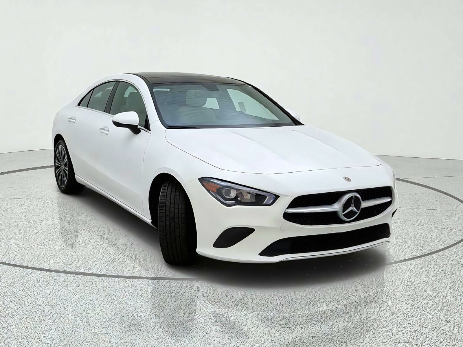 Certified 2023 Mercedes-Benz CLA 250 w/ Premium Package image 4