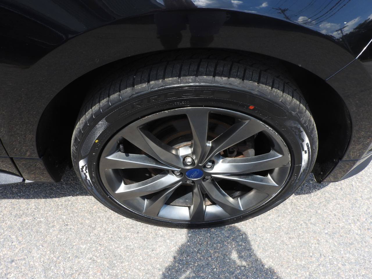 Used 2016 Ford Edge Sport w/ Equipment Group 401A AWD/4WD image 18