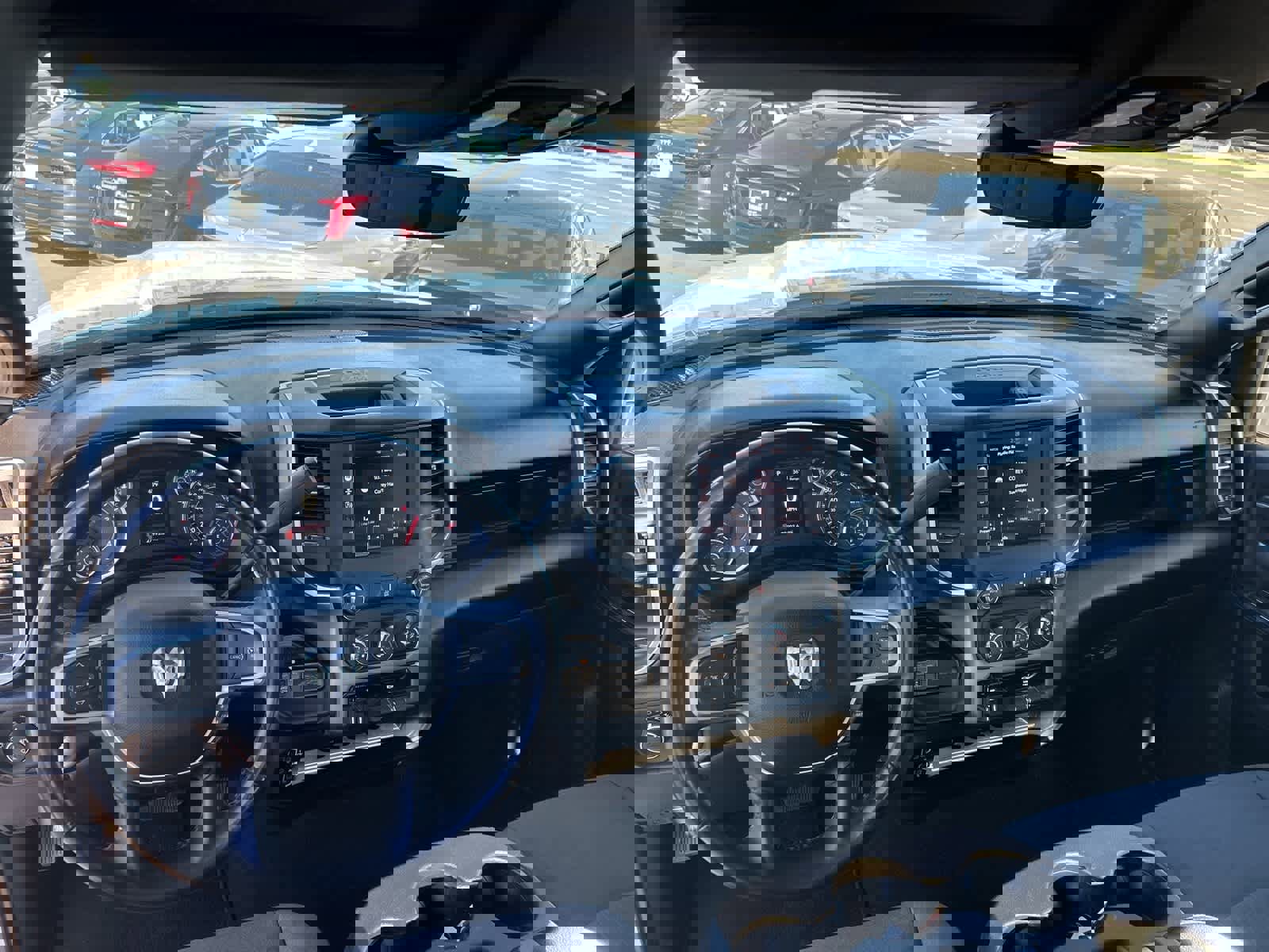 Used 2024 RAM 3500 Big Horn image 31